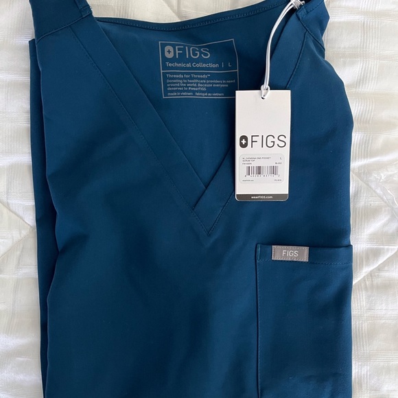 Women’s Figs Catarina top - Picture 4 of 5